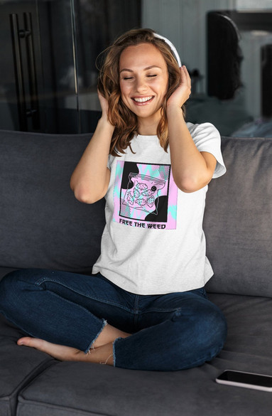 Bluzka damska z naszywką Free the weed