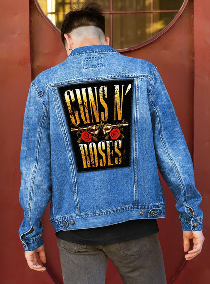 Ekran Guns N’ Roses