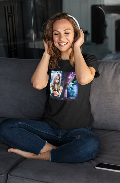 Bluzka damska z naszywką Avril Lavigne rose