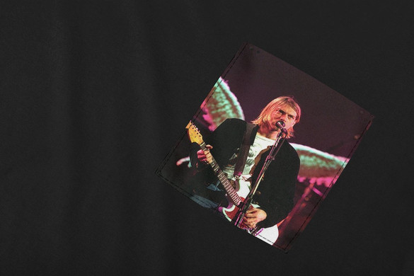 Koszulka z kieszonką NIRVANA KURT COBAIN