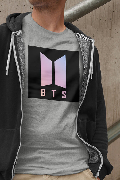 Koszulka z naszywką BTS LOGO