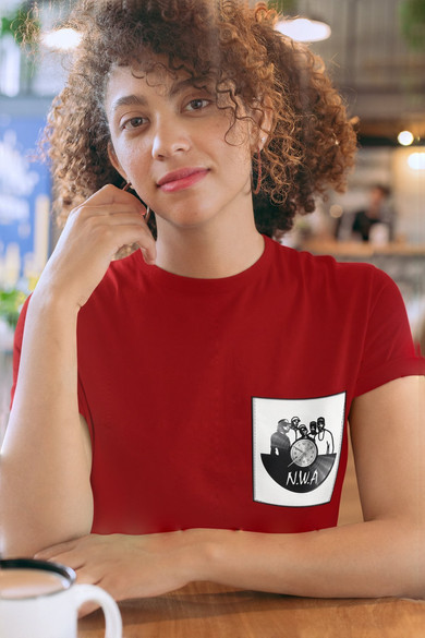 Koszulka z kieszonką N.W.A.