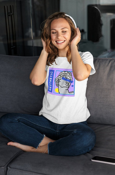 Bluzka damska z naszywką Aesthetic