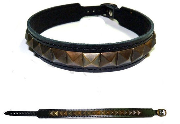 Obroża PYRAMID JEDEN RZĄD 05