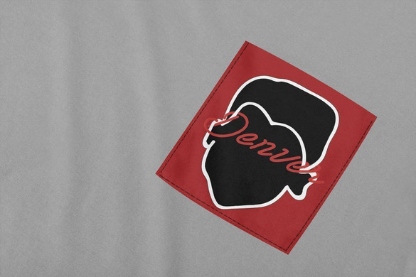 Koszulka z kieszonką DOM Z PAPIERU DENVER