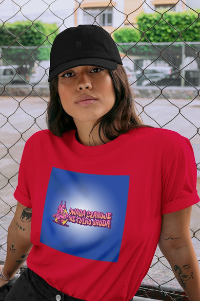 Koszulka z naszywką Uwaga czaruje...