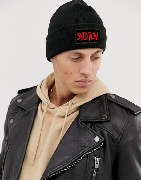 Czapka zimowa z naszywką SKID ROW