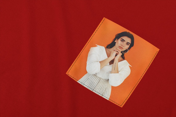 Koszulka z kieszonką DUA LIPA 02